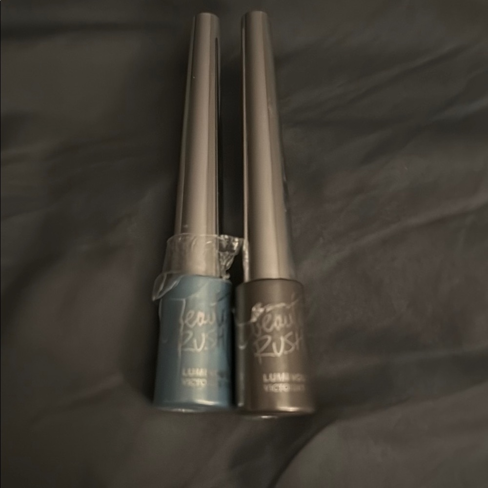 victoria secret eyeliner never used